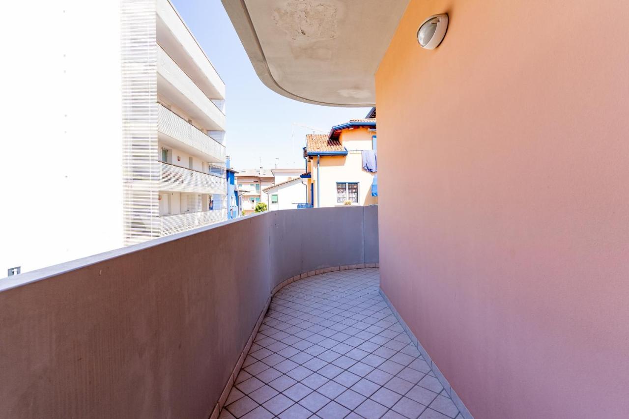 Ca' Mira Apartments Caorle Luaran gambar