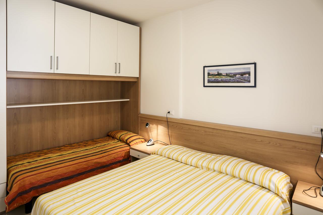 Ca' Mira Apartments Caorle Luaran gambar